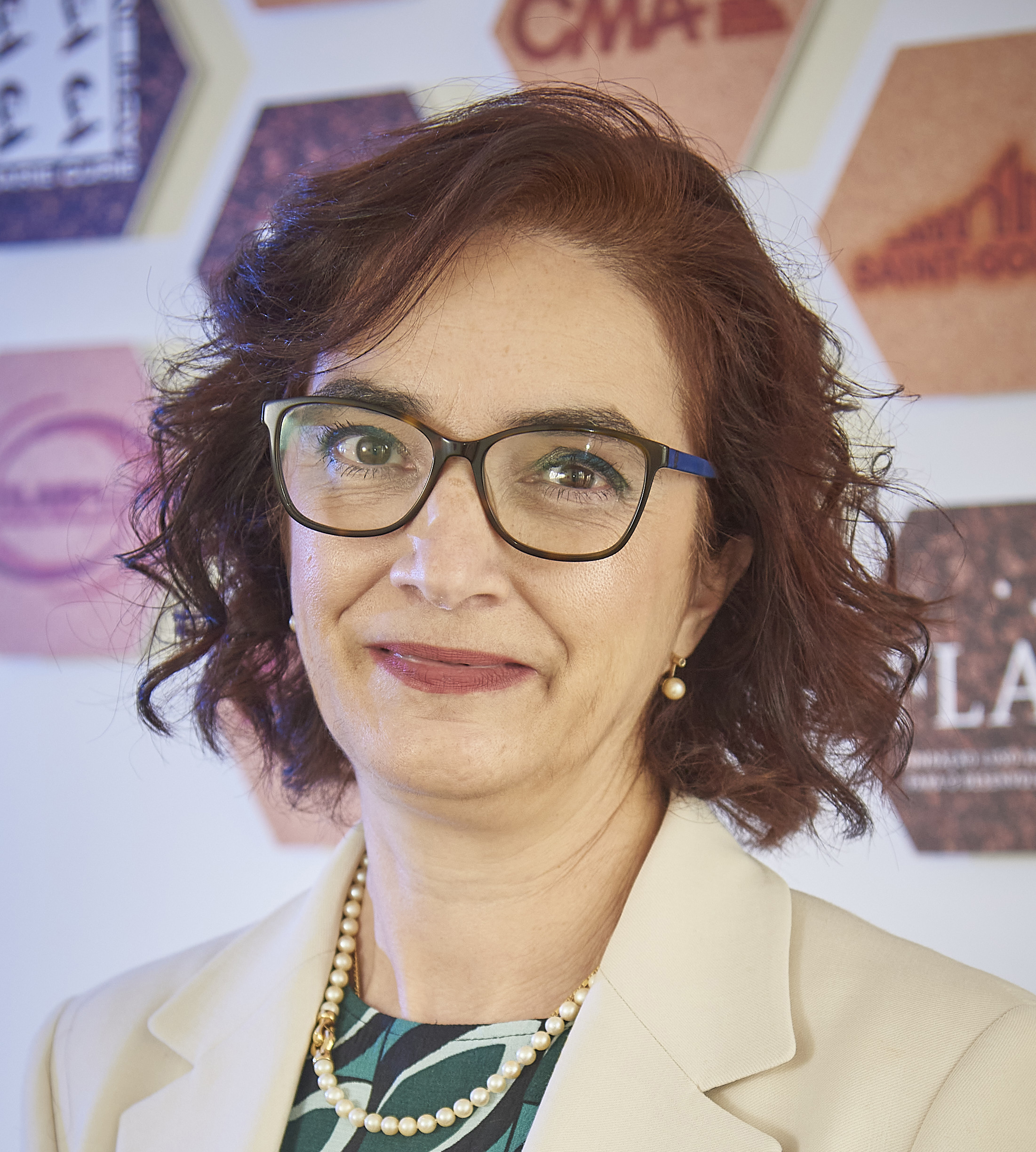 Elvira Fortunato - Eleita personalidade de Confiança em Investigação Científica 2022